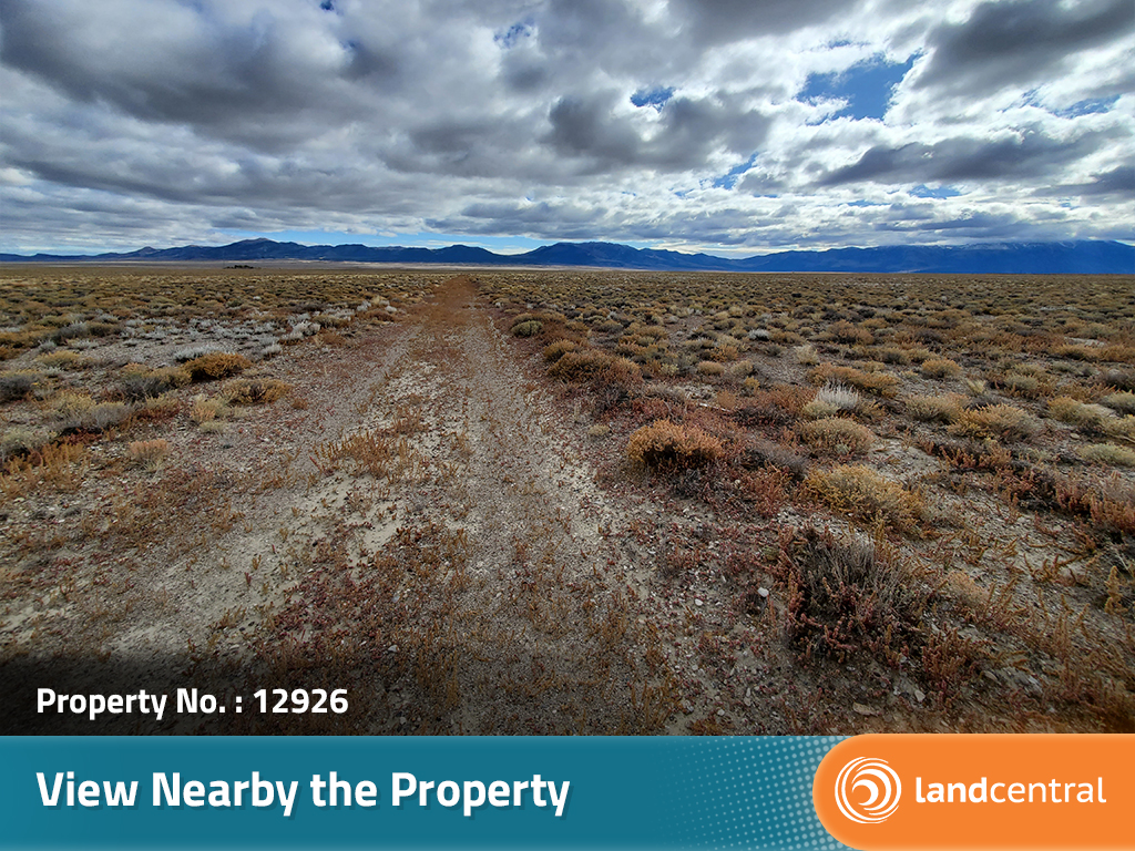 10 acres with mountain views in northern Nevada6