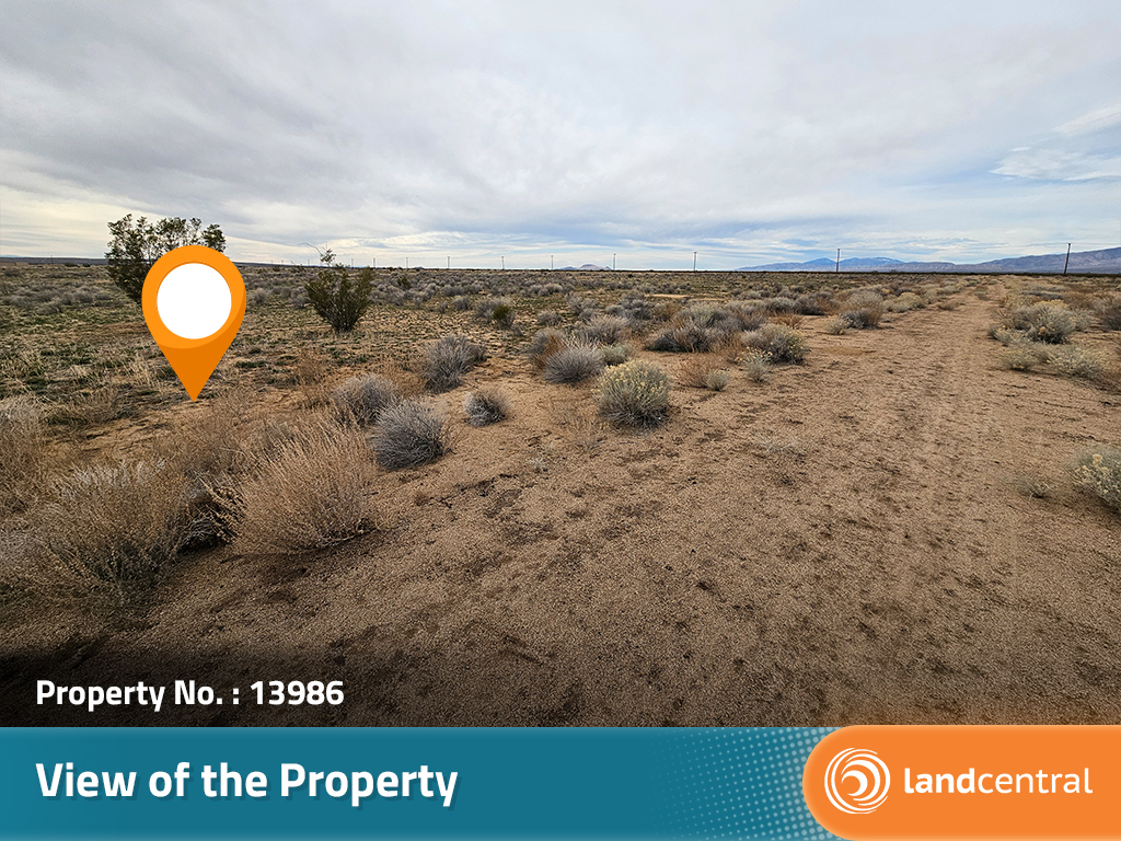 A large lot in a beautiful California desert town8