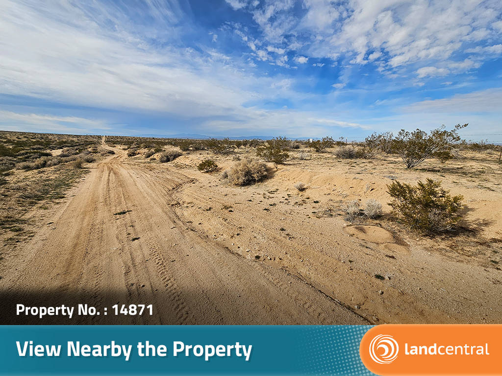Almost 11 acres in the quiet desert part of Los Angeles county6