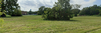 Beautiful property in a peaceful area not far from the Ohio River