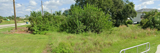 Great corner lot in a gorgeous neighborhood along the Peace River