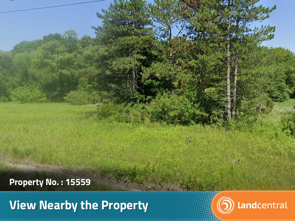 Beautiful property just down the road from your new favorite spot5
