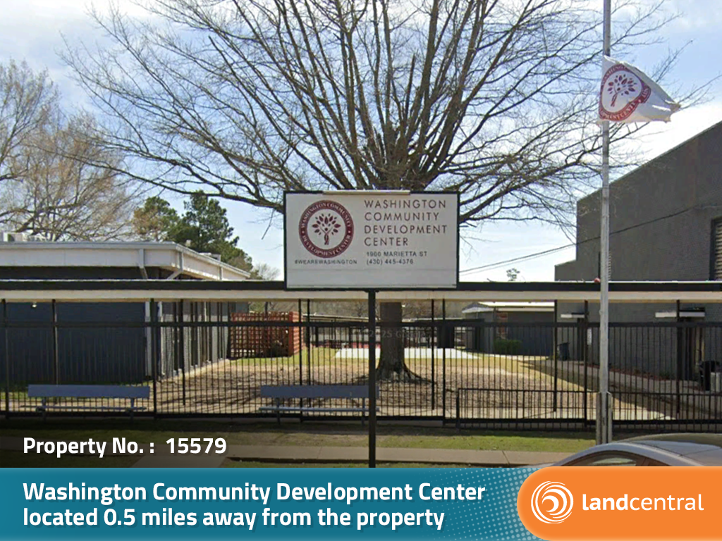 Nice property in a beautifully maintained neighborhood near TX7