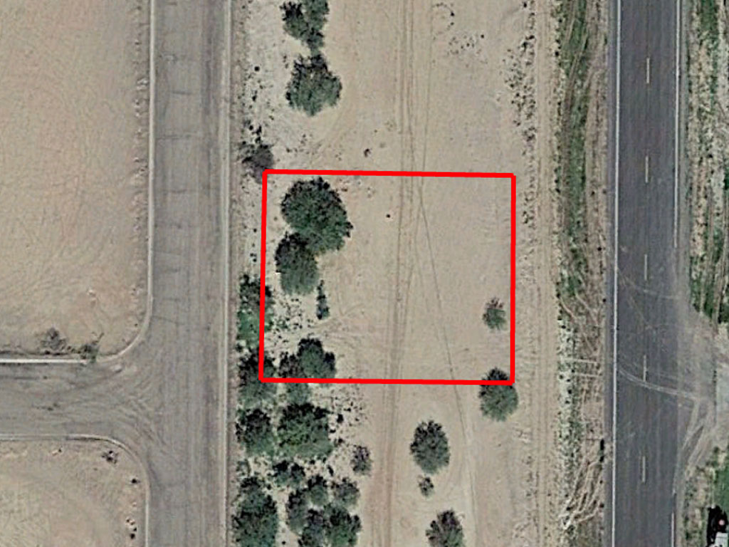 8000 Square Foot Property In Beautiful Arizona City1