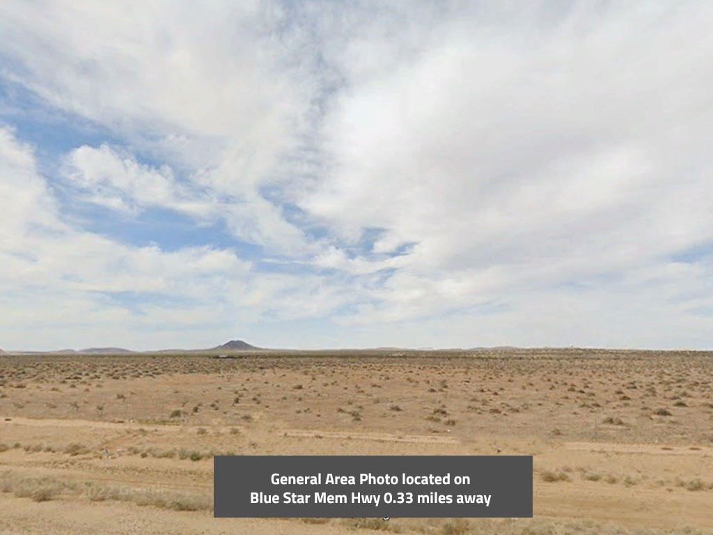 Spacious Lot Surrounded by Beautiful Desert Landscape1