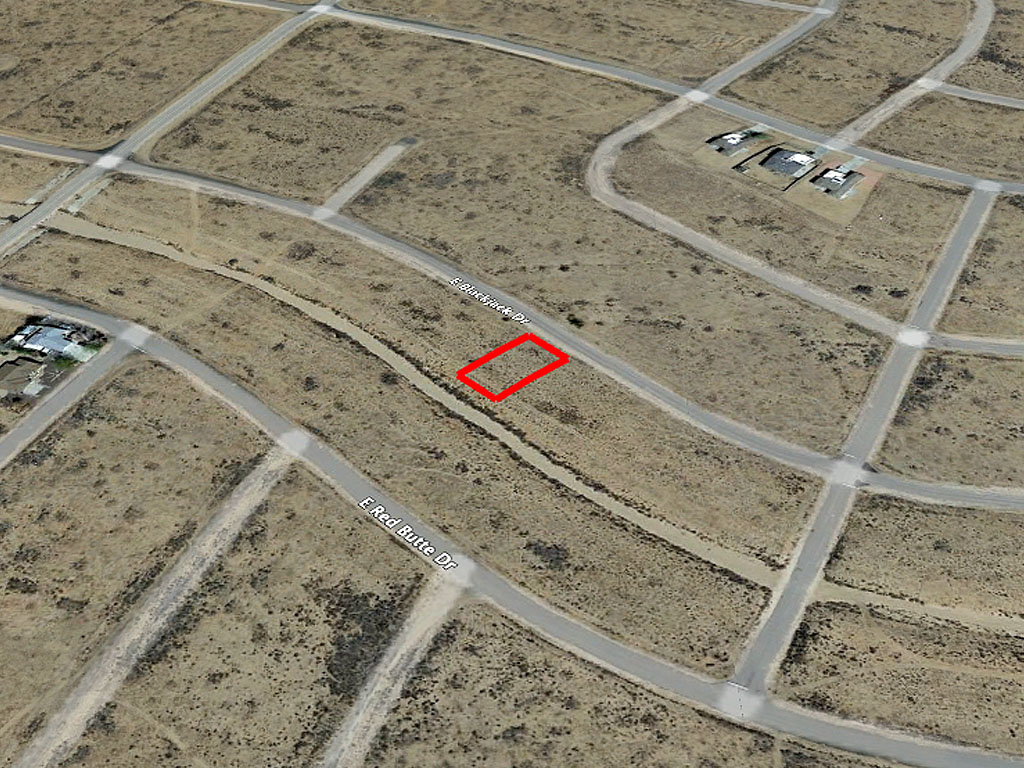 Classic American Living in Kingman1